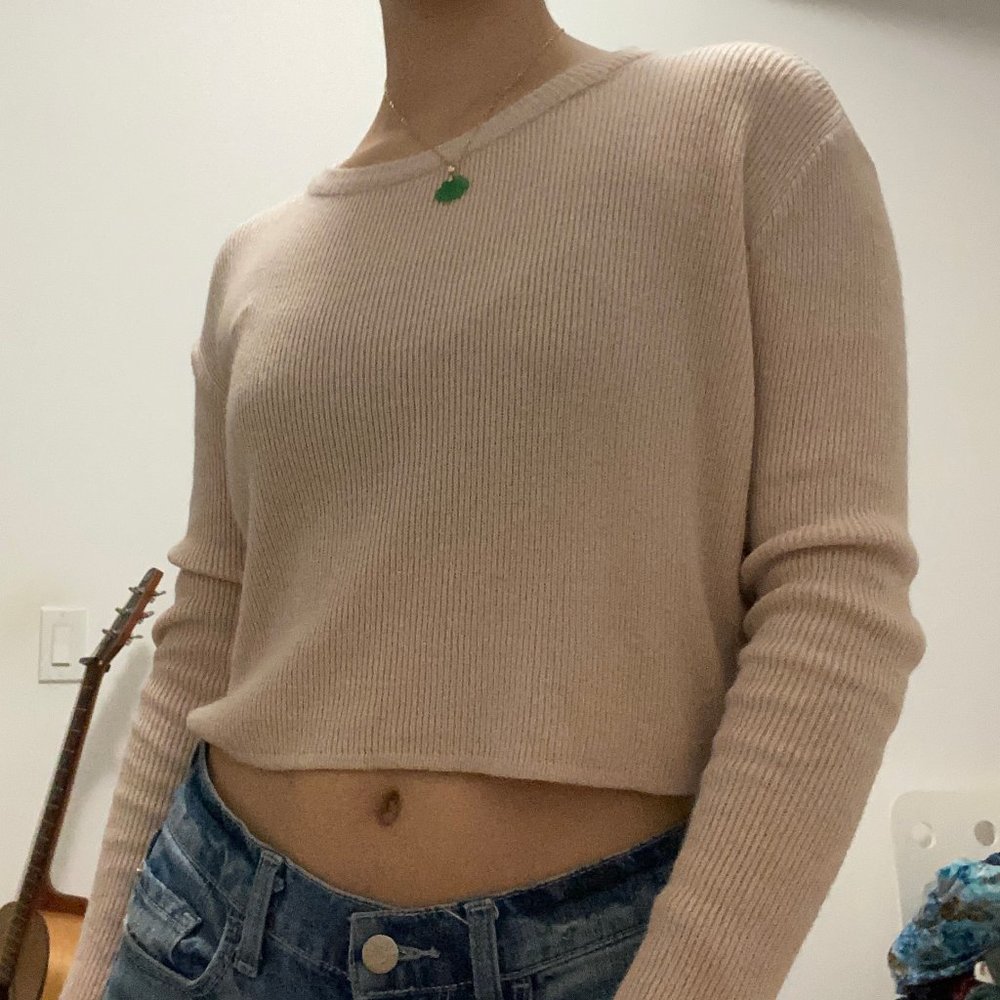 Brandy Melville Pink Cropped Sweater
